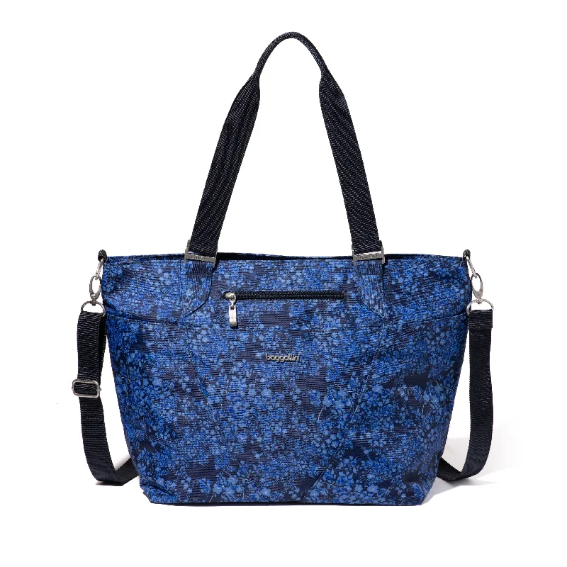 baggallini Avenue Tote