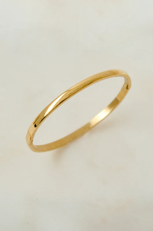 Fashion-Forward Jewelry At Exclusive Discounts CLASSIC SMOOTH BRACELET