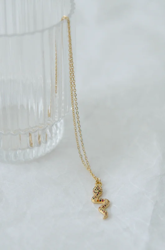 Glamorous Jewelry, Glamorous Deals – Shop Now COLORED SNAKE NECKLACE