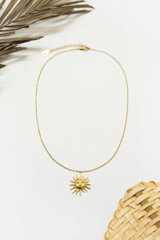 Affordable Glamour – Premium Jewelry At Special Prices SUN NECKLACE