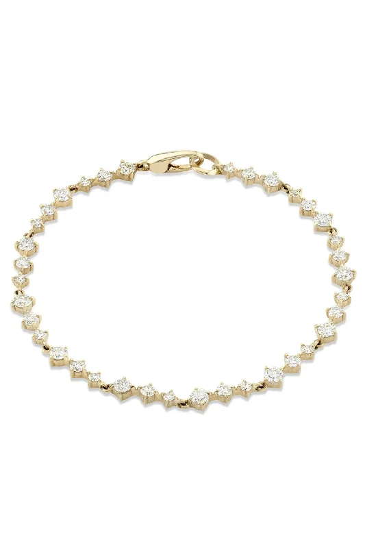 Fashion-Forward Jewelry At Incredible Prices Éclat Wave Diamond Tennis Bracelet - 18K Gold