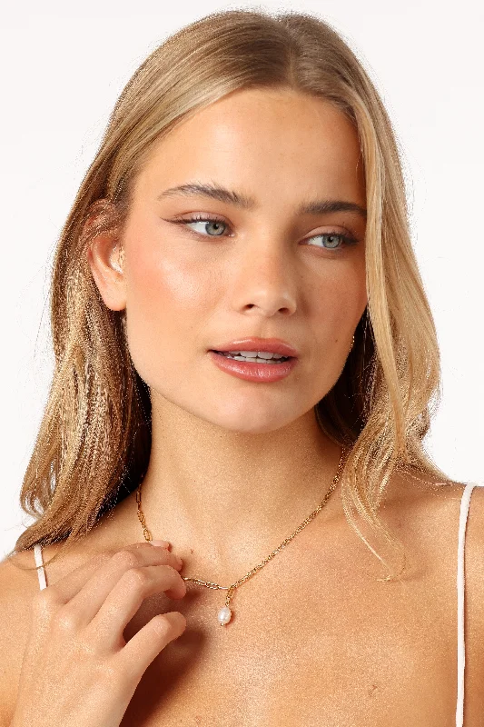 Shop Jewelry That Shines Without The High Price Ema Necklace - Gold