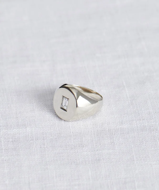The Biggest Jewelry Sale Of The Year Is Here Gemma Baguette Signet Ring
