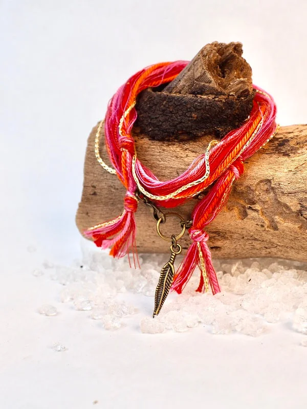 Elegant Jewelry, Affordable Luxury – Shop Now Golden Thread Arm/ Enkel bandje 84