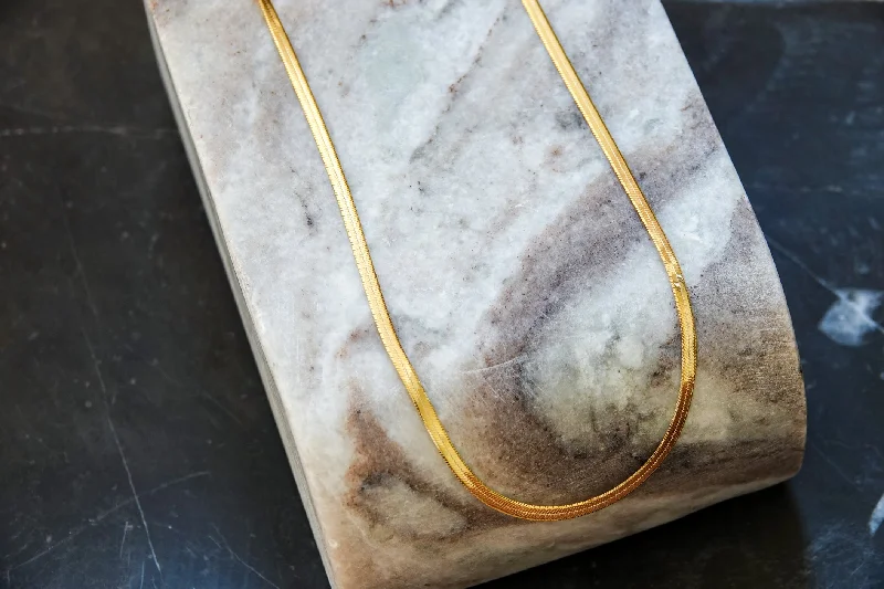 Chic, Trendy, And Affordable Jewelry Sale Herringbone Chain Choker