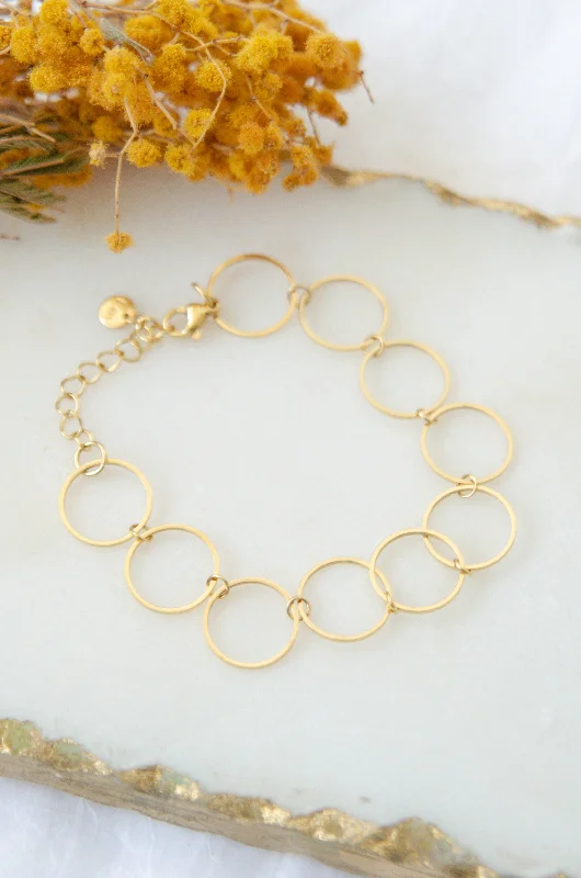 Bold And Beautiful Jewelry Now At Irresistible Prices HOOPS BRACELET