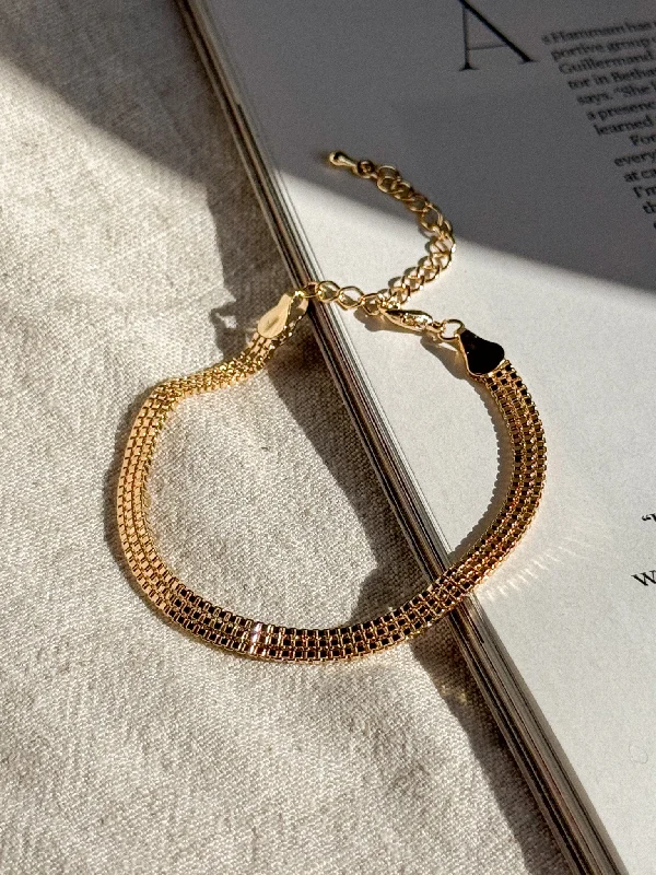 Adjustable Charm Bracelets For A Perfect Fit Rope Bracelet