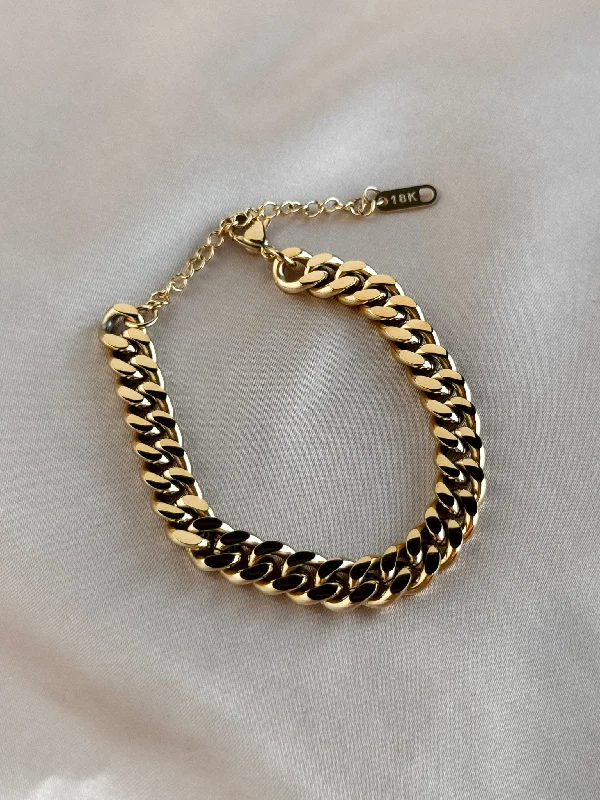 Fashion-Forward Geometric Jewelry For Contemporary Style Thick Chain Bracelet