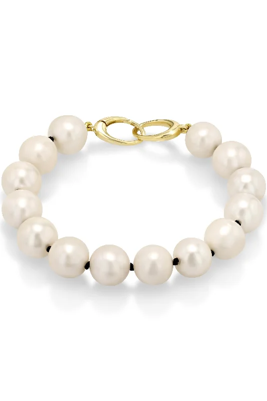 Elegant Jewelry, Exclusive Prices – Shop Now White Pearl Bracelet - 18K Gold