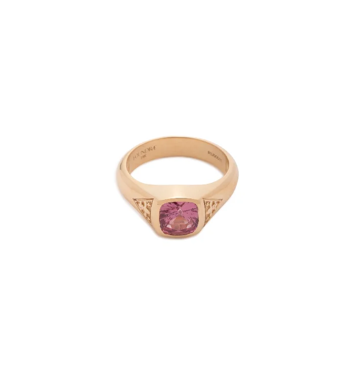 Limited-Time Jewelry Sale – Elegant Styles At Less 1.5 ct Padparascha - Internal Compass : One of A Kind Gemstone Ring Limited-Time Jewelry Sale – Elegant Styles At Less 1.5 ct Padparascha - Internal Compass : One of A Kind Gemstone Ring