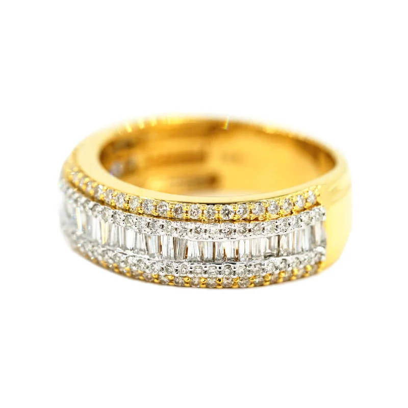 Luxury Jewelry Sale – Sparkle For Less 14K 1.55-1.75 CTW BAGUETTE and ROUND DIAMOND MENS BAND Luxury Jewelry Sale – Sparkle For Less 14K 1.55-1.75 CTW BAGUETTE and ROUND DIAMOND MENS BAND