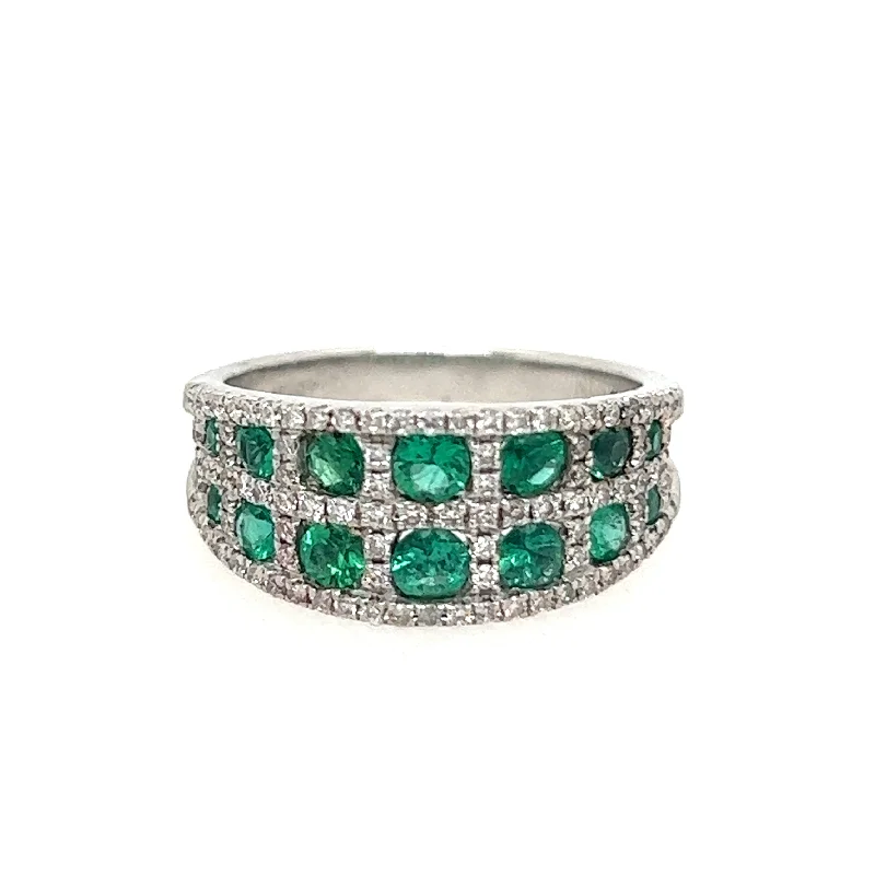 Exclusive Jewelry Sale – Limited-Time Discounts 18K White Gold Emerald and Diamond Ring Exclusive Jewelry Sale – Limited-Time Discounts 18K White Gold Emerald and Diamond Ring