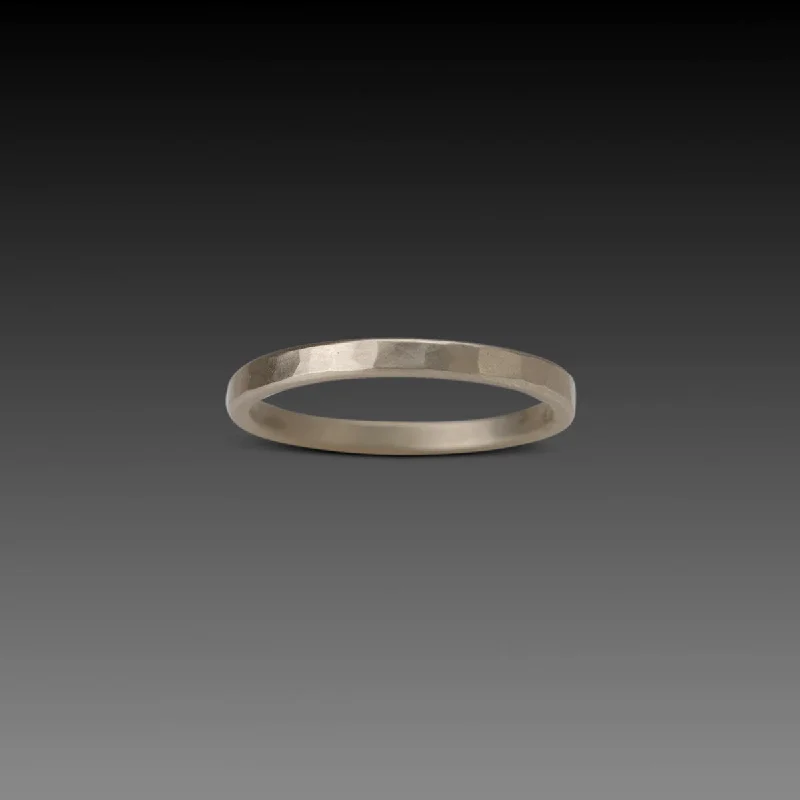 Your Dream Jewelry At Dream Prices 2mm Hammered White Gold Band