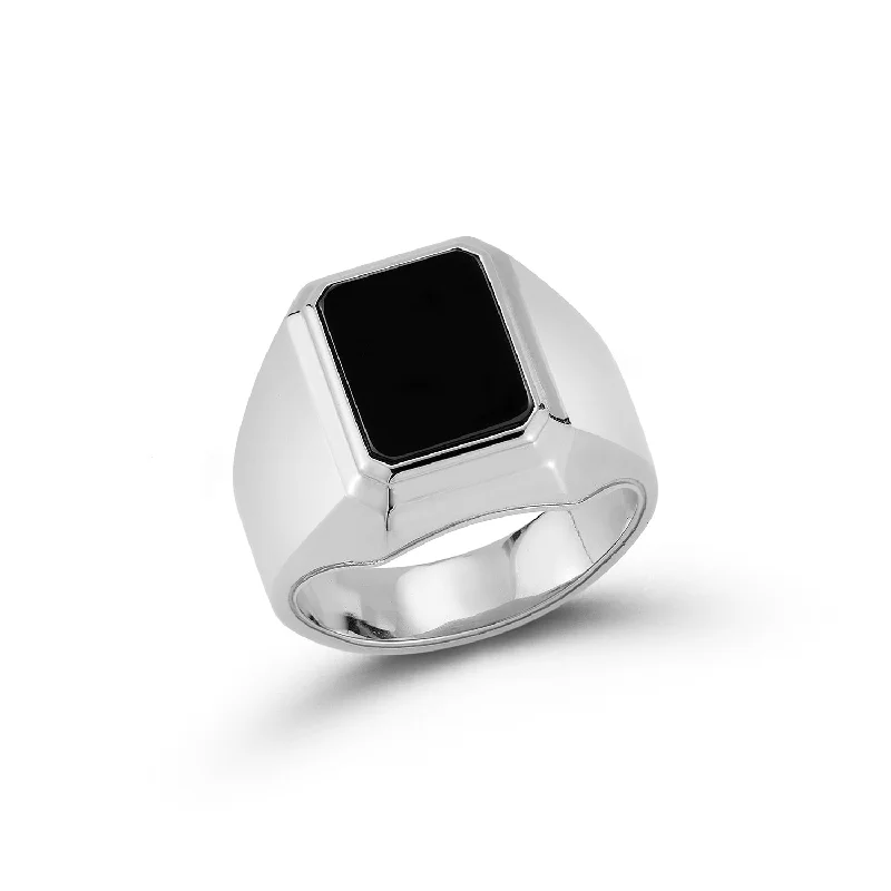 Exclusive Jewelry Offers – Shine For Less CARRINGTON STERLING SILVER AND BLACK SPINEL RECTANGULAR SIGNET RING Exclusive Jewelry Offers – Shine For Less CARRINGTON STERLING SILVER AND BLACK SPINEL RECTANGULAR SIGNET RING