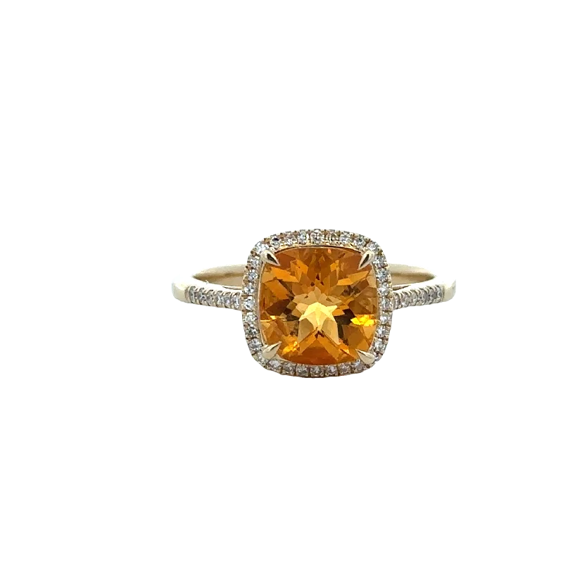 The Perfect Jewelry Piece At The Perfect Discount Citrine and Diamond Ring in Yellow Gold The Perfect Jewelry Piece At The Perfect Discount Citrine and Diamond Ring in Yellow Gold