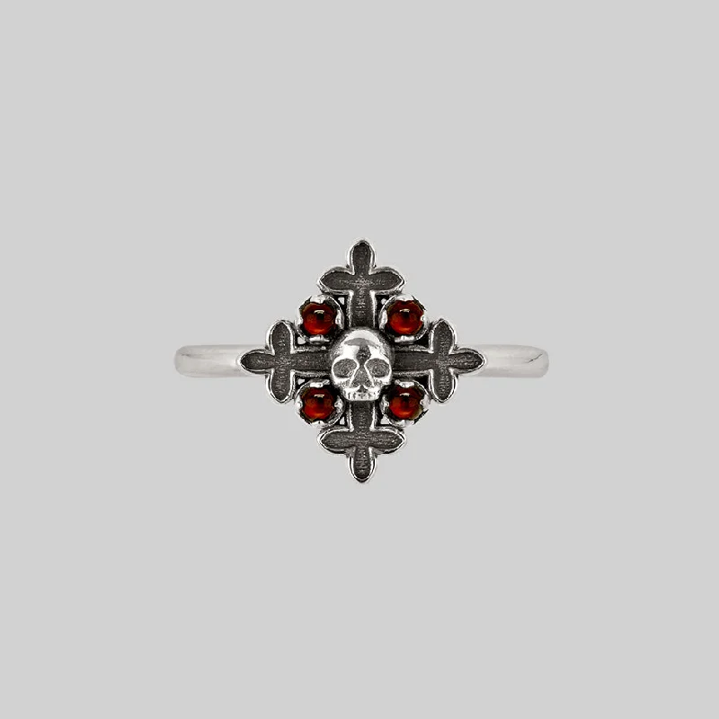 Must-Have Jewelry At Unbelievable Discounts ELVIRA. Medieval Cross Garnet Ring - Silver