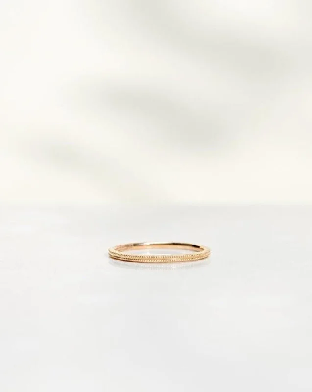 Grab Stylish Jewelry Before The Sale Ends Vintage Style 18K Gold, Whitegold or Rosegold Ring Grab Stylish Jewelry Before The Sale Ends Vintage Style 18K Gold, Whitegold or Rosegold Ring
