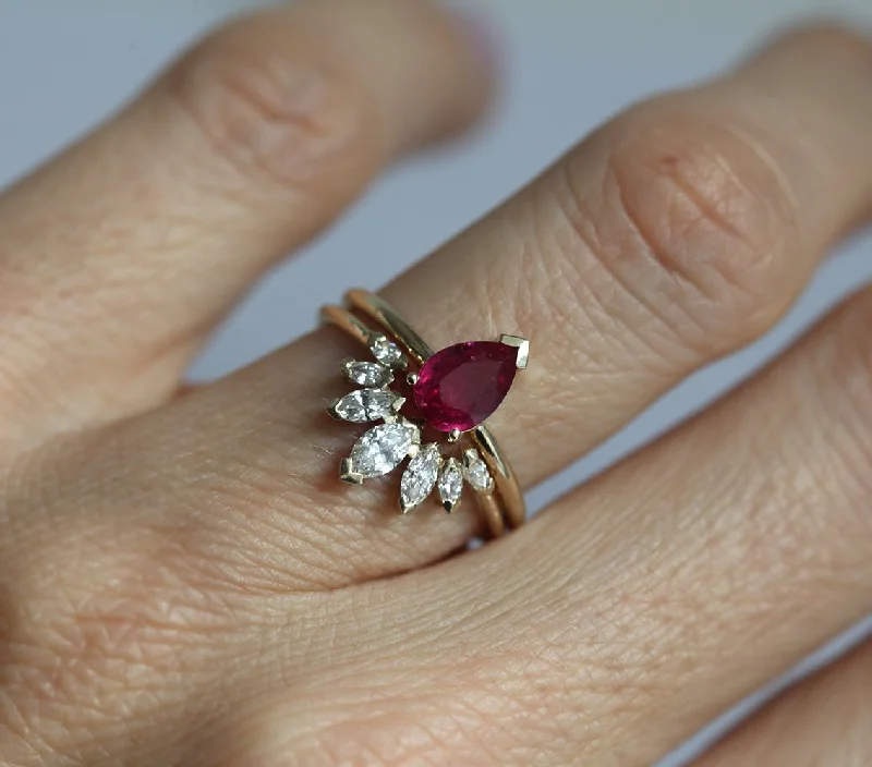 Limited-Time Offer On Elegant Jewelry Pieces Korina Natural Pear Ruby Engagement Set With Diamond Crown Ring Limited-Time Offer On Elegant Jewelry Pieces Korina Natural Pear Ruby Engagement Set With Diamond Crown Ring