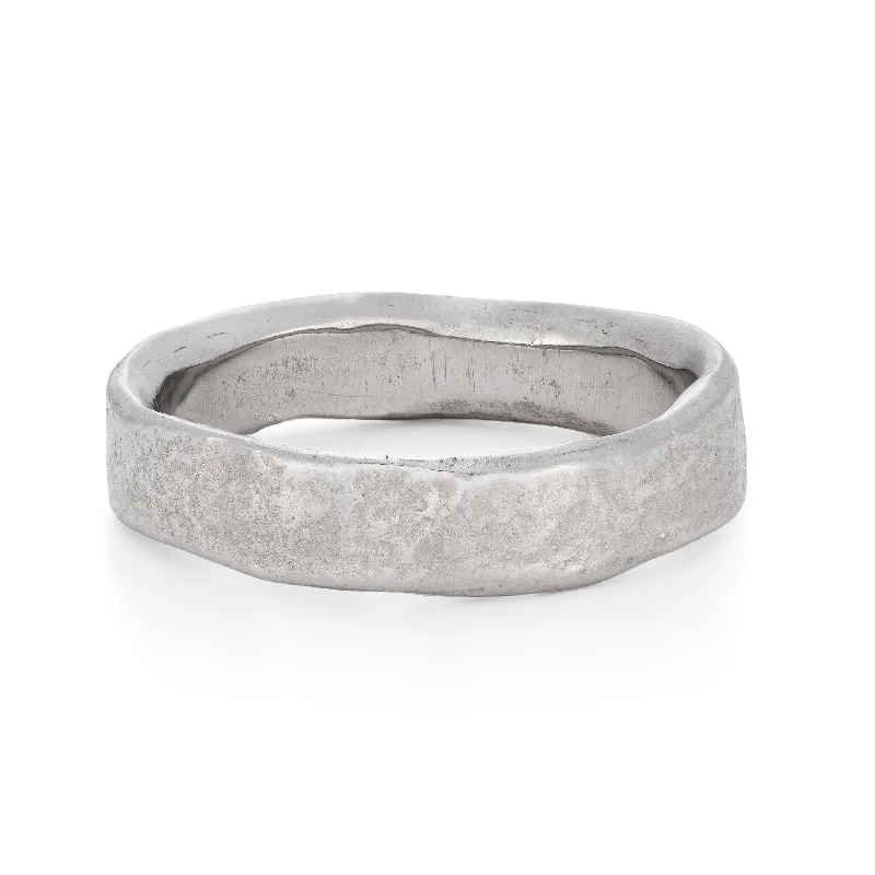 Limited-Time Jewelry Sale – Don't Miss These Deals Stone Medium Ring Platinum