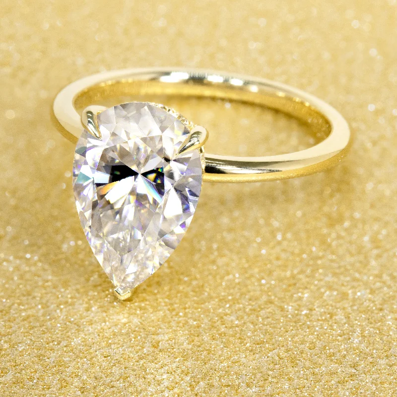High-Quality Gemstone Jewelry For Special Occasions The Adara, 3.5ct Elongated Pear-shaped Hidden Halo Ring High-Quality Gemstone Jewelry For Special Occasions The Adara, 3.5ct Elongated Pear-shaped Hidden Halo Ring