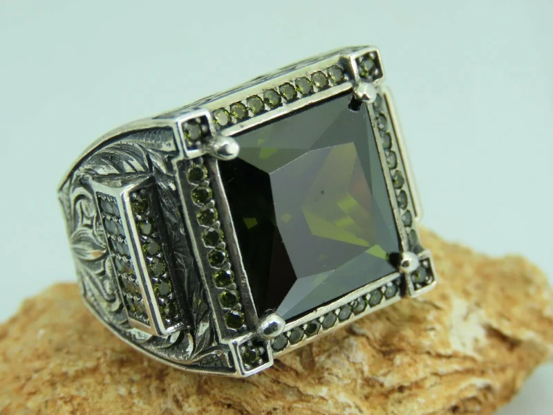 Flash Sale On Exquisite Jewelry – Don't Miss Out Turkish Handmade Jewelry 925 Sterling Silver Peridot Stone Men's Rings Flash Sale On Exquisite Jewelry – Don't Miss Out Turkish Handmade Jewelry 925 Sterling Silver Peridot Stone Men's Rings