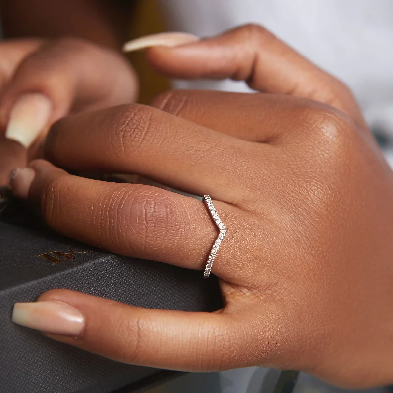 Flash Jewelry Sale – Get Stunning Pieces At Low Prices Wishbone 925 Sterling Silver CZ Wedding Band Flash Jewelry Sale – Get Stunning Pieces At Low Prices Wishbone 925 Sterling Silver CZ Wedding Band
