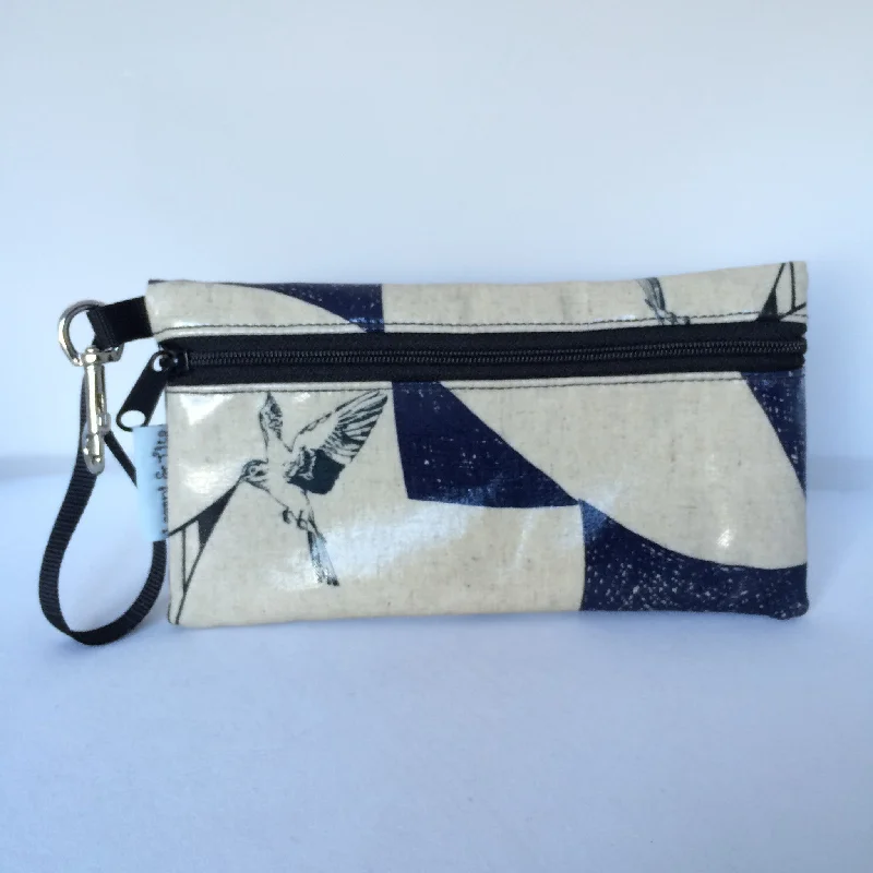 Large Wristlet in Bird on Cream