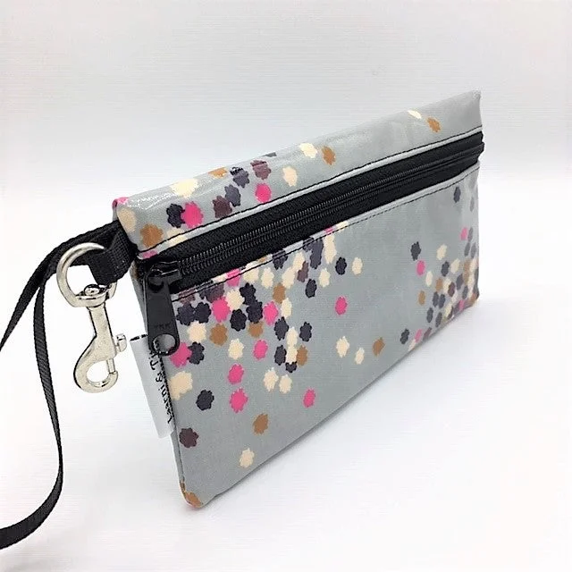 Large Wristlet in Confetti Print