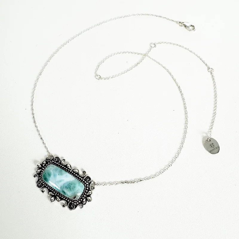 Discounted Jewelry For A Glamorous Look Cassie Bar Necklace - Larimar