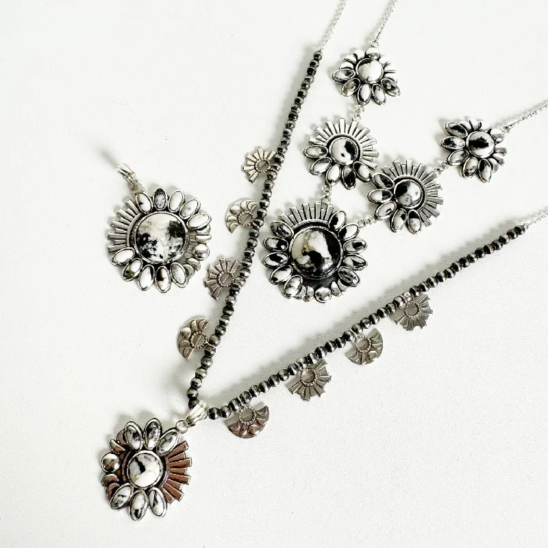 Affordable Gold-Plated Jewelry For Modern Fashion Circle of Life Necklaces - White Buffalo Affordable Gold-Plated Jewelry For Modern Fashion Circle of Life Necklaces - White Buffalo