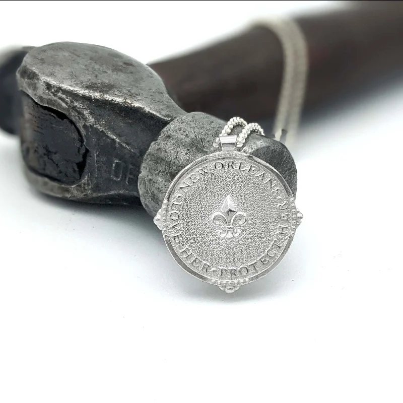 High-End Jewelry, Now More Affordable Than Ever New Orleans Love Necklace Pendant in Sterling Silver High-End Jewelry, Now More Affordable Than Ever New Orleans Love Necklace Pendant in Sterling Silver