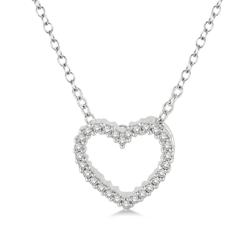 Seasonal Jewelry Deals – Elevate Your Style Diamond & White Gold Heart Necklace