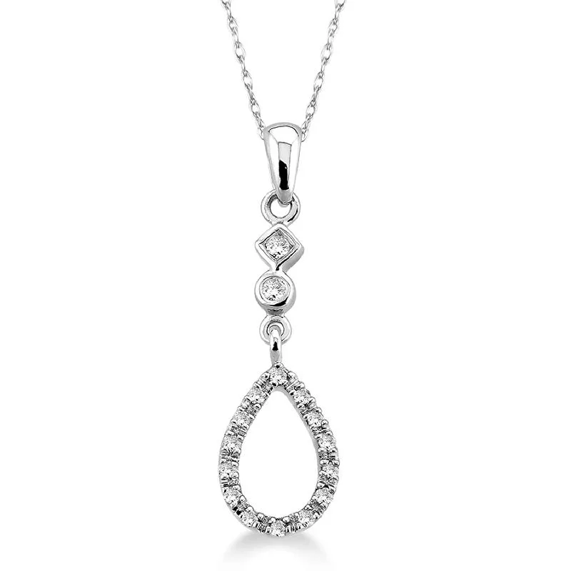 Timeless Jewelry At Special Discount Rates Diamond & White Gold Necklace