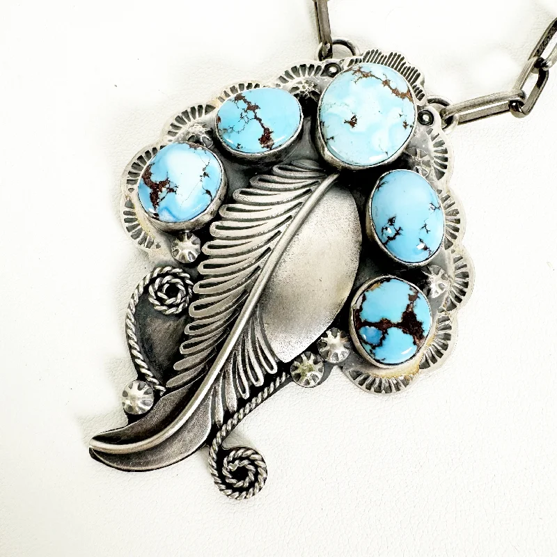 Trending Jewelry Now At Unbeatable Prices Golden Hills Ultimate Feather Necklace by Stephen Nez Trending Jewelry Now At Unbeatable Prices Golden Hills Ultimate Feather Necklace by Stephen Nez