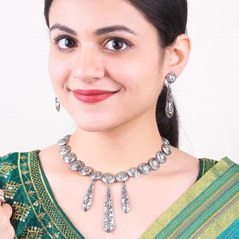 Bold And Beautiful Jewelry Now At Irresistible Prices Silver Oxidised Plated Elegant Necklace Set Bold And Beautiful Jewelry Now At Irresistible Prices Silver Oxidised Plated Elegant Necklace Set