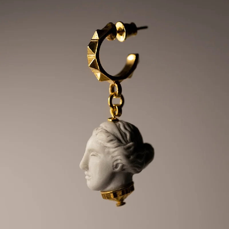 Elegant Jewelry Pieces At Unbelievable Prices Artemis earring