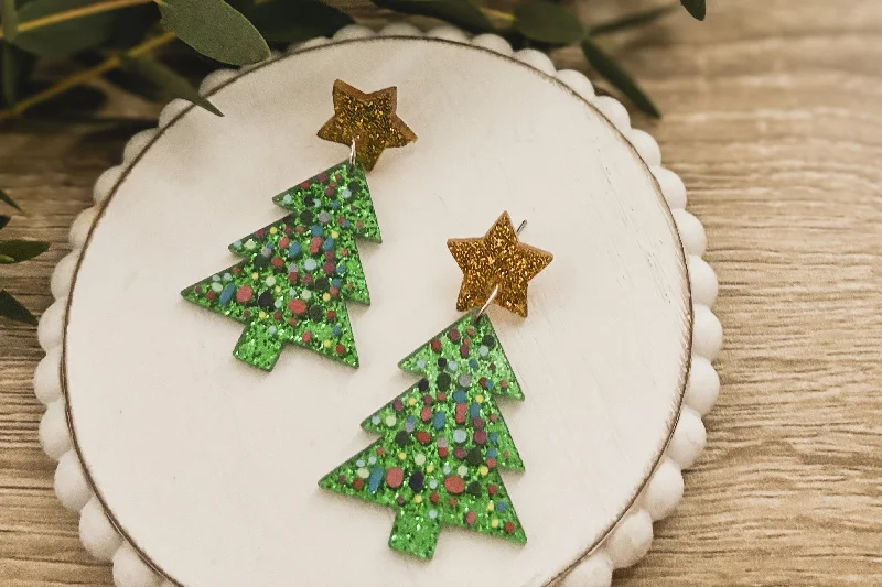 Big Discounts On Elegant Jewelry Collections Beautiful Acrylic Christmas Tree Earrings Big Discounts On Elegant Jewelry Collections Beautiful Acrylic Christmas Tree Earrings