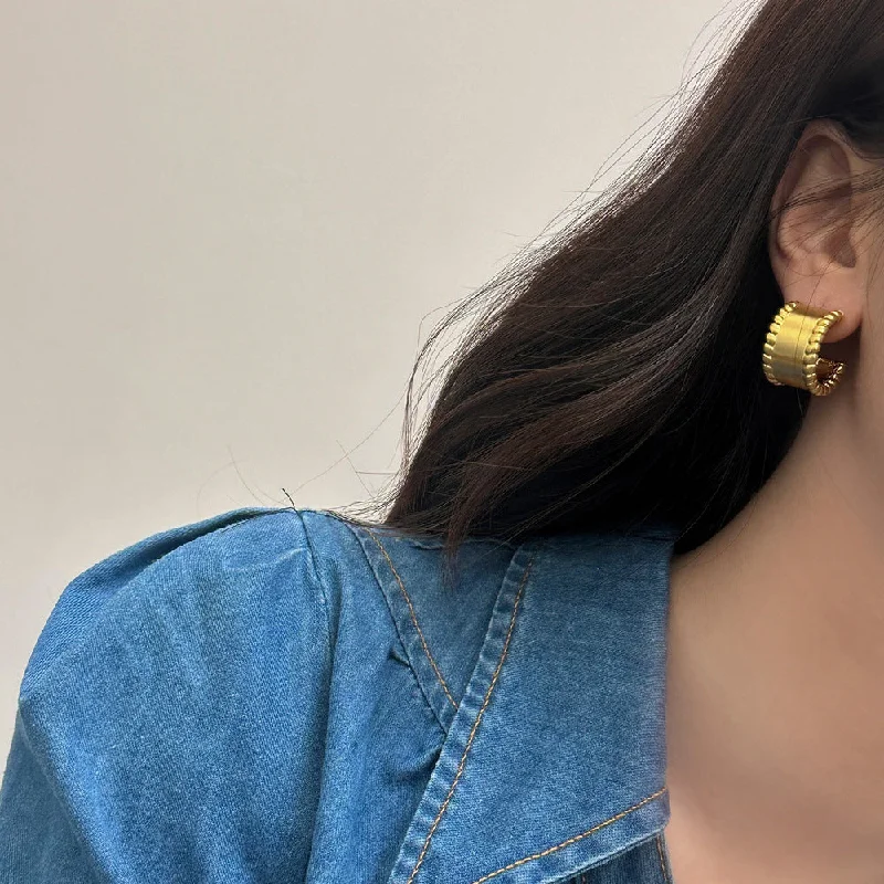 Jewelry Sale – Exclusive Styles At Lower Prices C Shape Twisted Styled Gold Pin Earrings JLT12893 Jewelry Sale – Exclusive Styles At Lower Prices C Shape Twisted Styled Gold Pin Earrings JLT12893