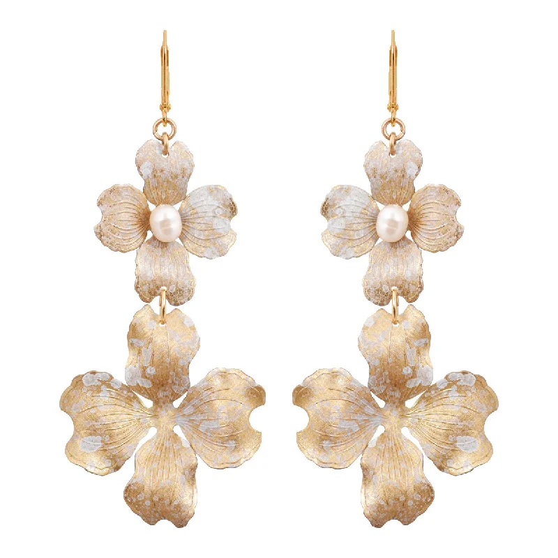 Your Perfect Accessory Now At The Best Price Grand Dogwood Earrings