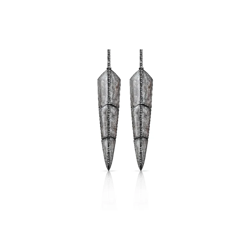 Don't Miss Our Biggest Jewelry Sale Of The Season Pearl Brown Enamel Feather Earrings