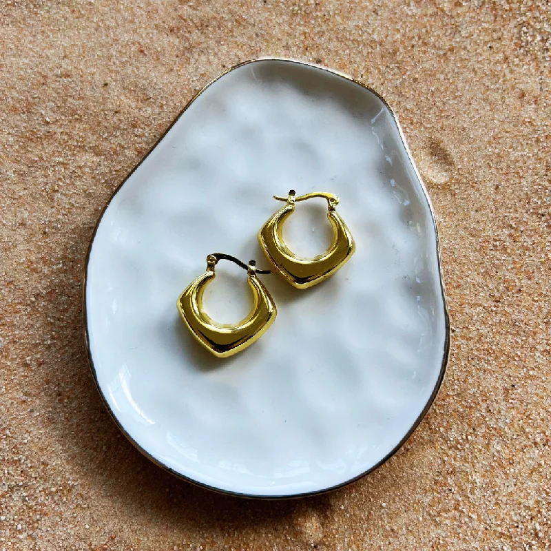 Get Ready To Sparkle – Special Jewelry Discounts Retro Hoop Earrings - Chunky Rhombus Get Ready To Sparkle – Special Jewelry Discounts Retro Hoop Earrings - Chunky Rhombus