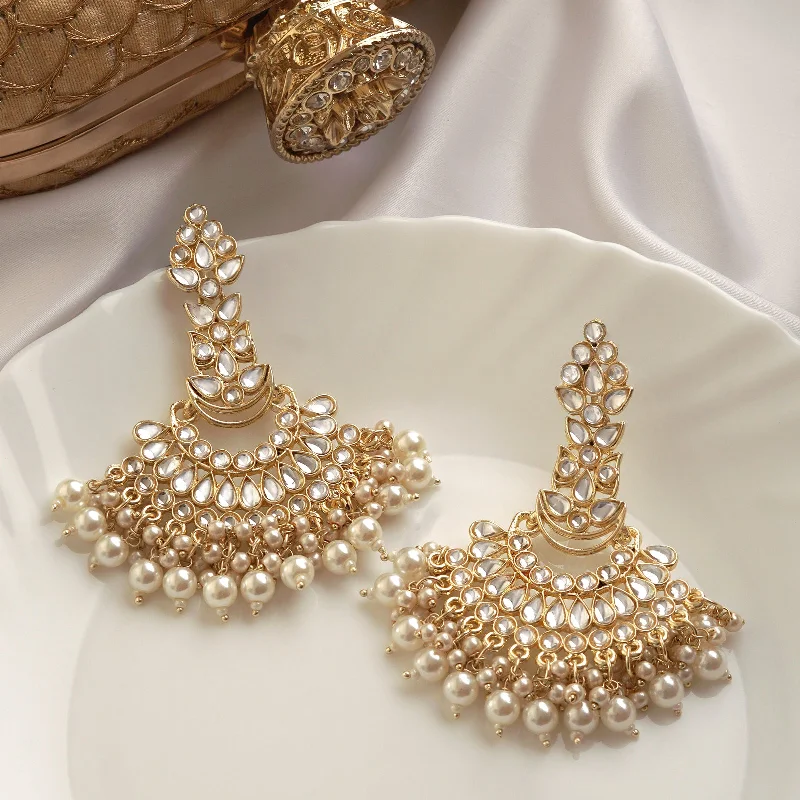 Make Your Outfit Shine With Discounted Jewelry Teejh Adhira Pearl and Polki Earring Make Your Outfit Shine With Discounted Jewelry Teejh Adhira Pearl and Polki Earring