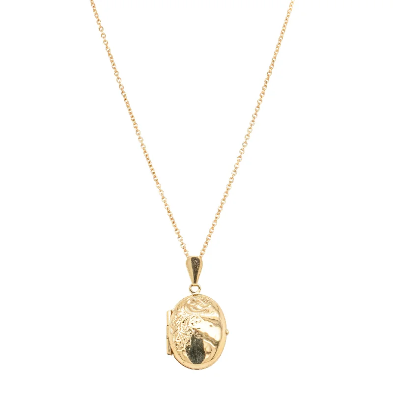 Chic, Trendy, And Affordable Jewelry Sale Deja Vu 9ct Yellow Gold Engraved Oval Locket With Chain Chic, Trendy, And Affordable Jewelry Sale Deja Vu 9ct Yellow Gold Engraved Oval Locket With Chain